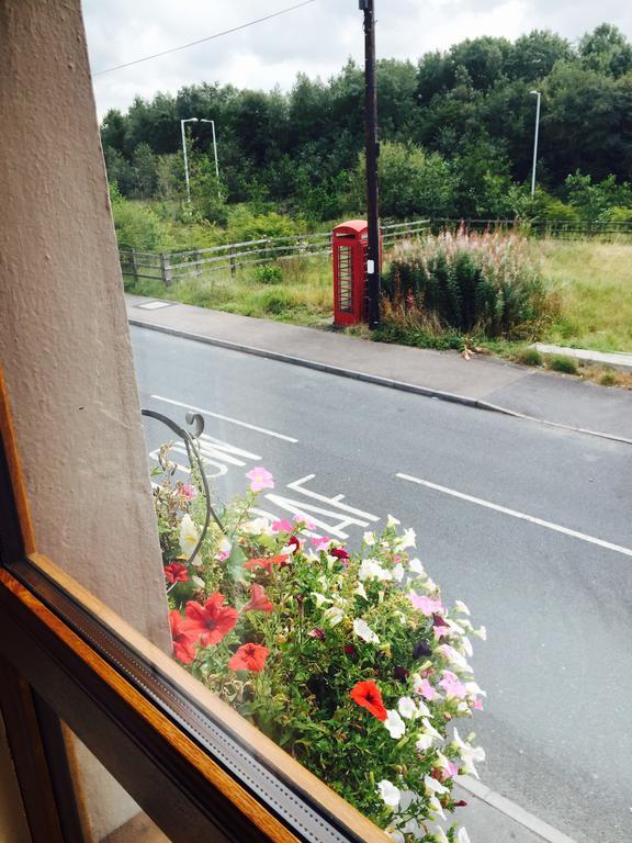 The Nags Head Tredegar Bed and Breakfast Nant-y-bwch Exteriör bild